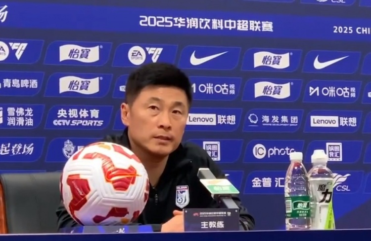 李国旭:需重点应对梅州的转换及外援,球员的受伤会影响球队安排