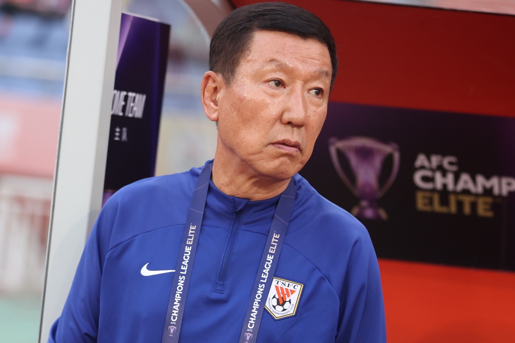 鲁媒:战浙江队赛前泰山队管理层与崔康熙交流,最终选择信任后者