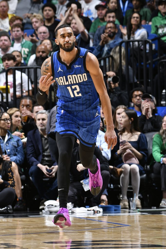 直播吧:广东男篮报价NBA后卫特雷韦林-奎因 球员尚未做最后决定